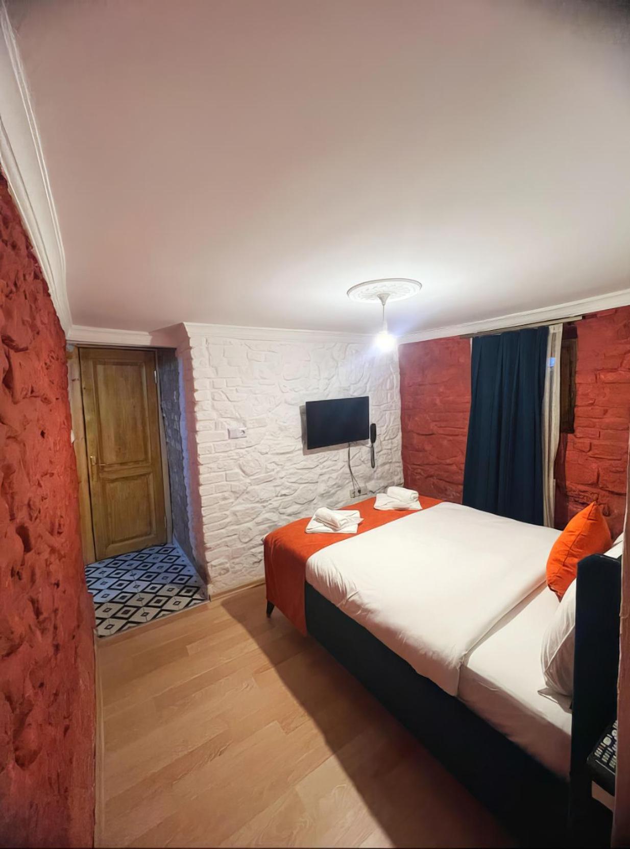White Bolshoi Rooms Istanbul Eksteriør billede